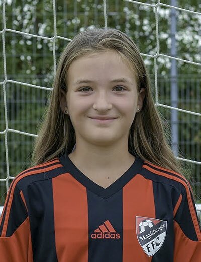 2018 Emma Luebs