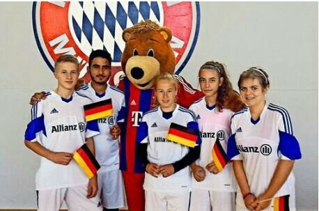 2014 08 puschmann allianz team