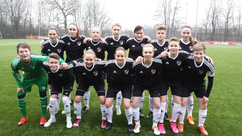2016 03 05 B-J-BL team kiel