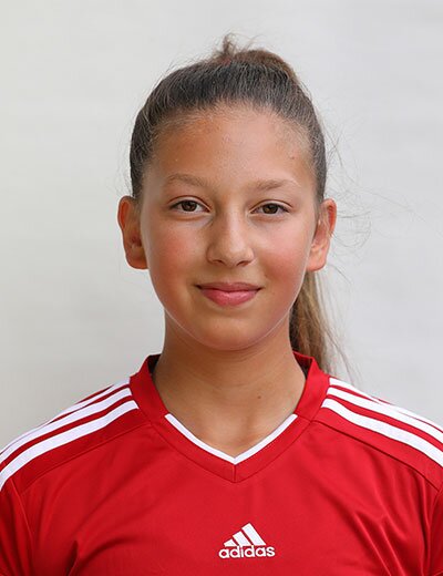 2018 Leonie Hannan